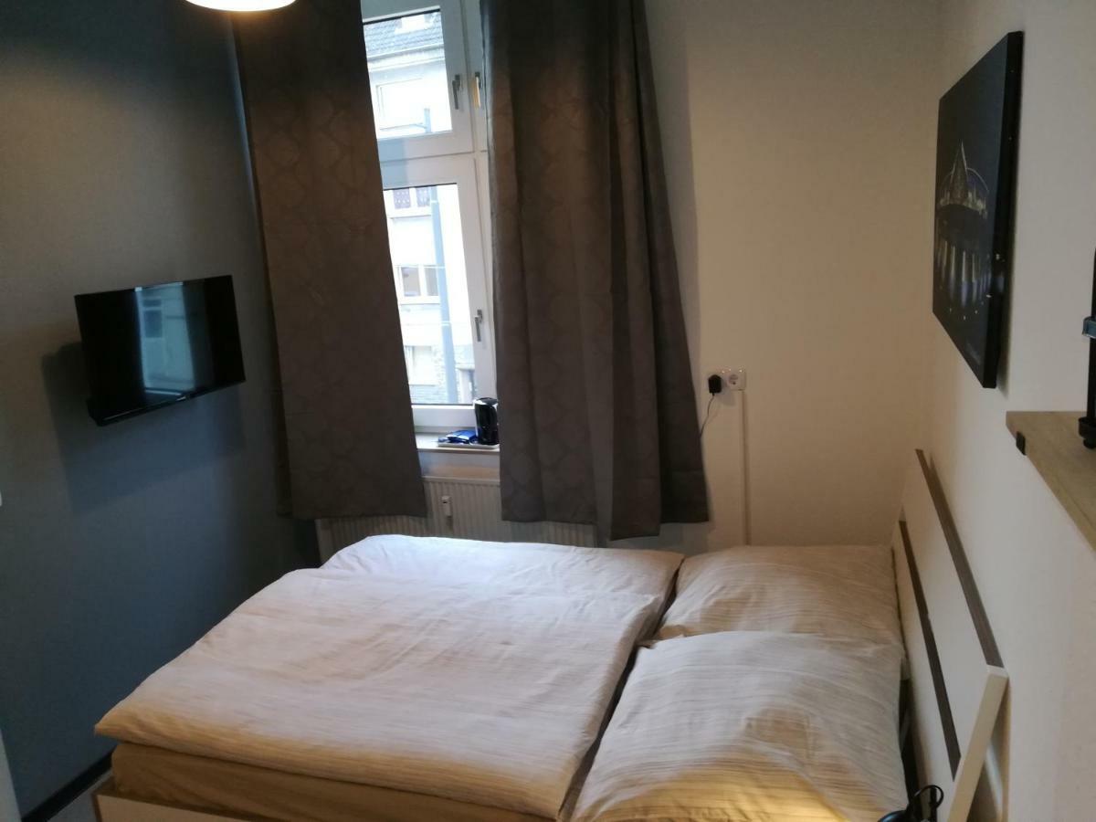 Zentrales Apartment In ゲルゼンキルヒェン エクステリア 写真