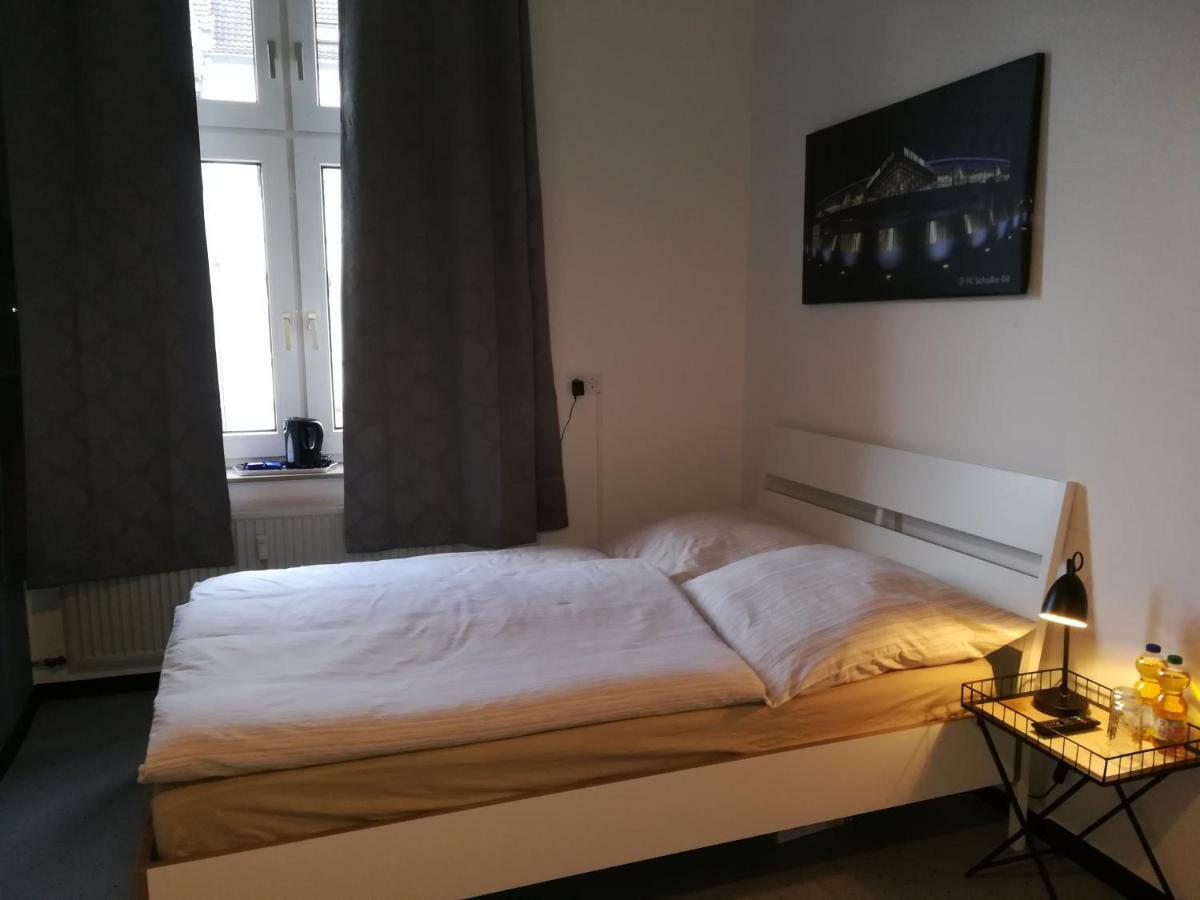 Zentrales Apartment In ゲルゼンキルヒェン エクステリア 写真