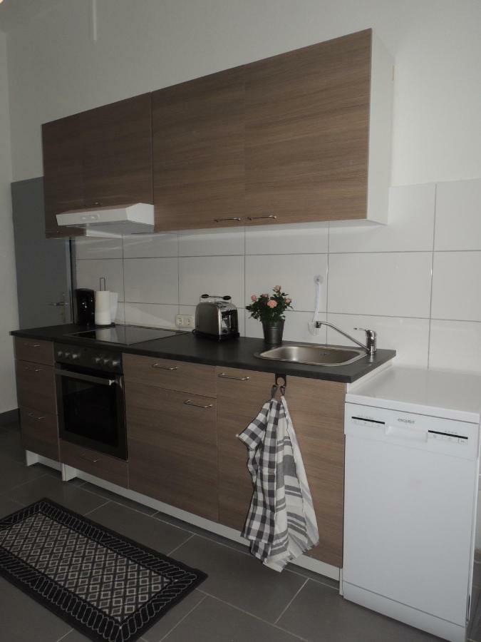 Zentrales Apartment In ゲルゼンキルヒェン エクステリア 写真